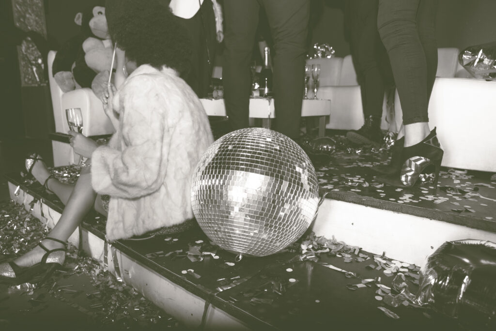 https://temp.chasingrabbitsvail.com/wp-content/uploads/2023/10/Party_DiscoBall_OG-1024x684.jpeg
